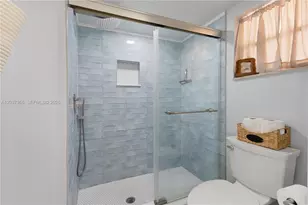 9495 Evergreen Pl, Davie, FL 33324 - Photo 15