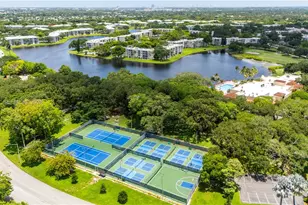 9495 Evergreen Pl, Davie, FL 33324 - Photo 39