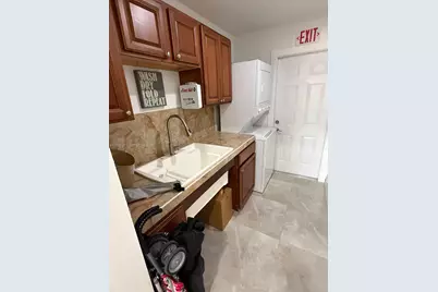 208 NW 7th St #1, Hallandale Beach, FL 33009 - Photo 15
