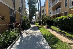 1341 SE 3rd Ave, Dania Beach, FL 33004 - Photo 21
