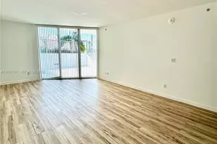 325 S Biscayne Blvd, Miami, FL 33131 - Photo 5