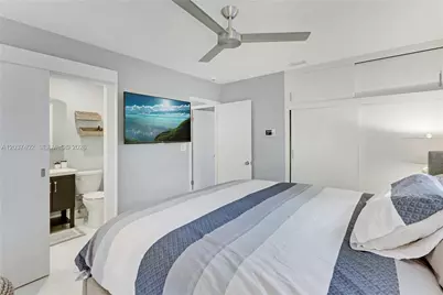 424 NE 27th Dr, Wilton Manors, FL 33334 - Photo 13