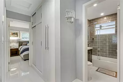424 NE 27th Dr, Wilton Manors, FL 33334 - Photo 21