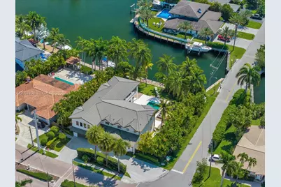431 Layne Blvd, Hallandale Beach, FL 33009 - Photo 1