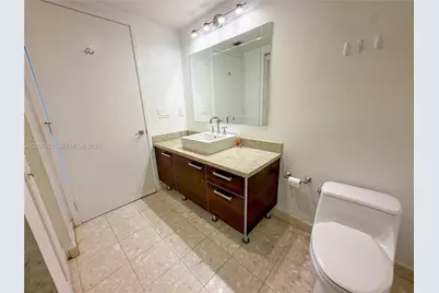 185 SW 7th St #2900, Miami, FL 33130 - Photo 13