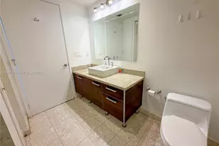 185 SW 7th St, Miami, FL 33130 - Photo 13
