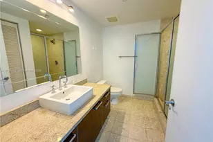 185 SW 7th St, Miami, FL 33130 - Photo 9