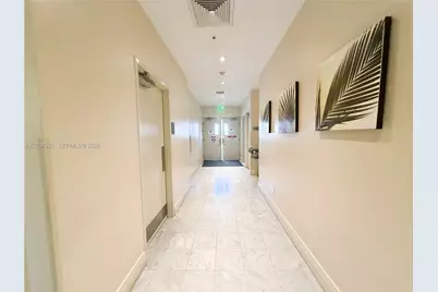 185 SW 7th St #2900, Miami, FL 33130 - Photo 27
