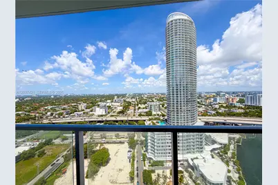 185 SW 7th St #2900, Miami, FL 33130 - Photo 23