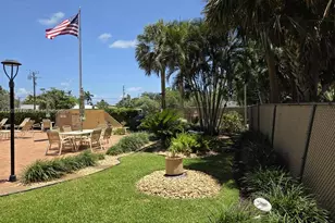 2400 NE 10th St, Pompano Beach, FL 33062 - Photo 21