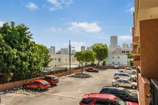 677 SW 9th Ave, Miami, FL 33130 - Photo 19