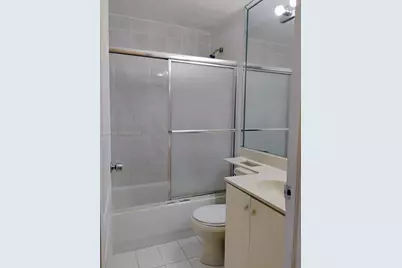 17415 NW 75th Pl #103, Hialeah, FL 33015 - Photo 17