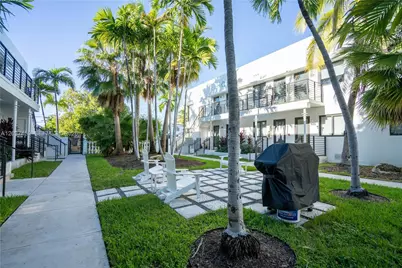 1971 Bay Dr #110, Miami Beach, FL 33141 - Photo 13