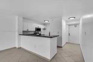 1401 Bay Rd, Miami Beach, FL 33139 - Photo 7