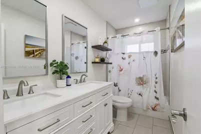 8014 NW 101st Ave, Tamarac, FL 33321 - Photo 13