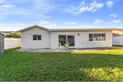 8014 NW 101st Ave, Tamarac, FL 33321 - Photo 19