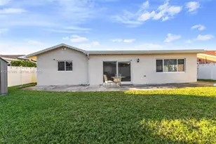 8014 NW 101st Ave, Tamarac, FL 33321 - Photo 19