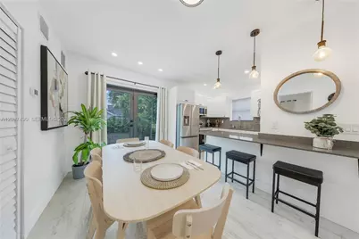 243 NW 32nd St, Miami, FL 33127 - Photo 19