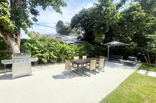 243 NW 32nd St, Miami, FL 33127 - Photo 3