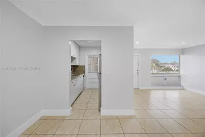 5420 Hollywood Blvd #208, Hollywood, FL 33021 - Photo 1