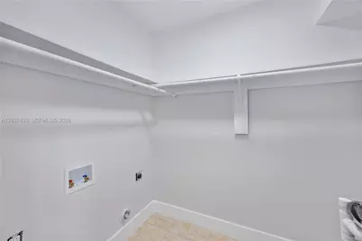 5420 Hollywood Blvd #208, Hollywood, FL 33021 - Photo 11