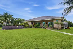 16933 SW 215 Terrace, Miami, FL 33187 - Photo 41