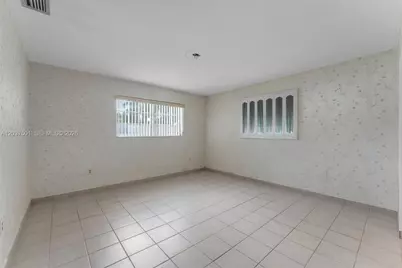 10842 SW 33rd St, Miami, FL 33165 - Photo 15