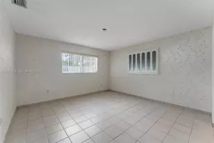 10842 SW 33rd St, Miami, FL 33165 - Photo 15