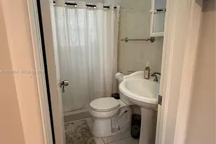 612 W Drew St, Lantana, FL 33462 - Photo 9