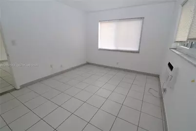 59 NW 37th St #5, Oakland Park, FL 33309 - Photo 9