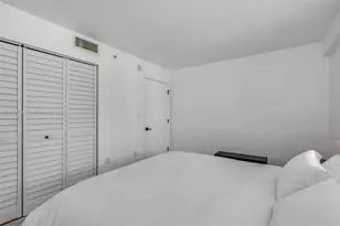 1401 Bay Rd, Miami Beach, FL 33139 - Photo 17