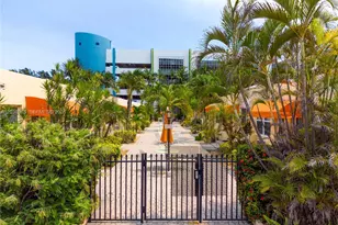 336 Arthur St, Hollywood, FL 33019 - Photo 3