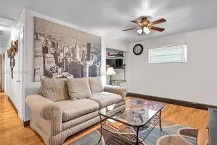 1911 N 53rd Ave, Hollywood, FL 33021 - Photo 9