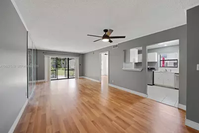 301 N Pine Island Rd #165, Plantation, FL 33324 - Photo 5