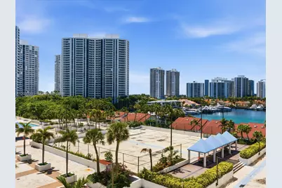 3610 Yacht Club Dr #702, Aventura, FL 33180 - Photo 37