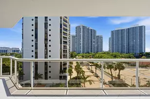 3610 Yacht Club Dr, Aventura, FL 33180 - Photo 33