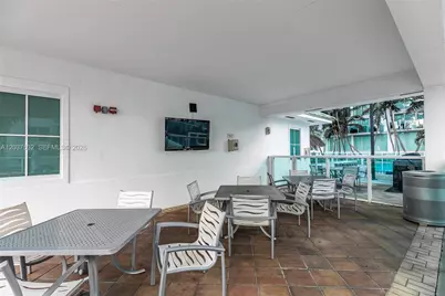 41 SE 5th St #706, Miami, FL 33131 - Photo 27