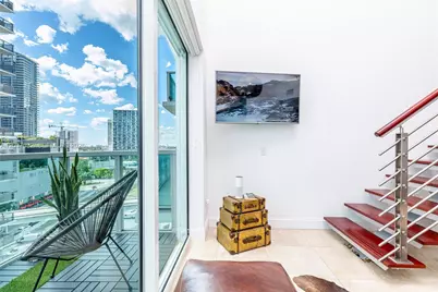 41 SE 5th St #706, Miami, FL 33131 - Photo 1