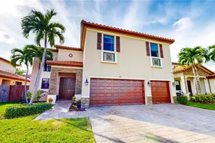 174 SE 35 Ave, Homestead, FL 33033 - Photo 1