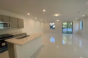 2402 SW 145th Pl, Miami, FL 33175 - Photo 3