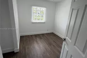 2910 NW 25th St, Fort Lauderdale, FL 33311 - Photo 21