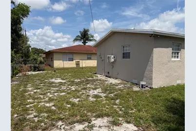 2910 NW 25th St, Fort Lauderdale, FL 33311 - Photo 27