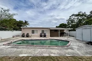 7461 Douglas St, Hollywood, FL 33024 - Photo 25