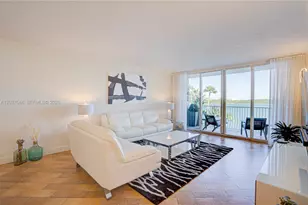 10350 W Bay Harbor Dr, Bay Harbor Islands, FL 33154 - Photo 7