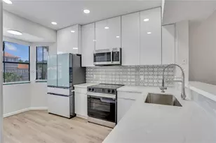 12666 NW 14th Pl, Sunrise, FL 33323 - Photo 7