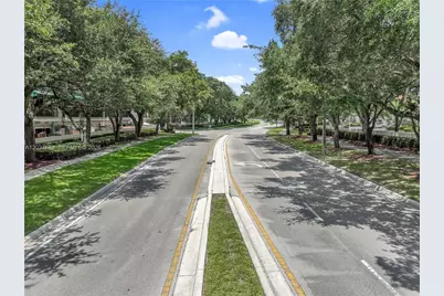 12666 NW 14th Pl, Sunrise, FL 33323 - Photo 43