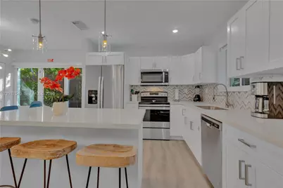 204 SW 19th Ave #0, Fort Lauderdale, FL 33312 - Photo 15