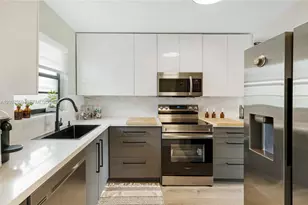 1250 Lincoln Rd, Miami Beach, FL 33139 - Photo 3