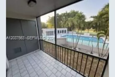 8481 Springtree Dr #301B, Sunrise, FL 33351 - Photo 5