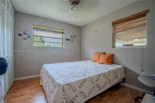 7899 NW 174th Terrace, Hialeah, FL 33015 - Photo 17